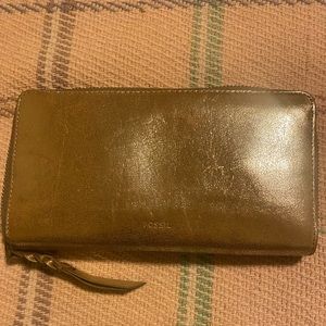 Fossil wallet